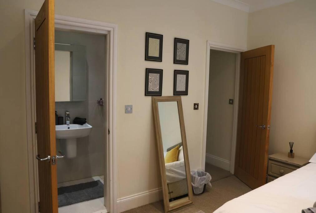 Willa Stylish & Spacious 3 Bed Victorian House Sleeps Up To 7 - Near O2, Museums, Excel, Mazehill Station 12 Mins Direct Into London Bridge Zewnętrze zdjęcie